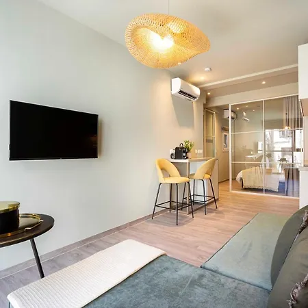 Yalarent Stunning Apartments At The Heart Of Athènes Extérieur photo