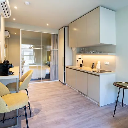 Yalarent Stunning Apartments At The Heart Of Athènes Extérieur photo