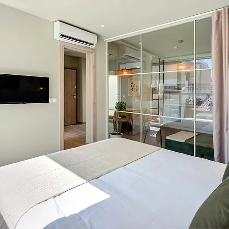 Yalarent Stunning Apartments At The Heart Of Athènes Extérieur photo