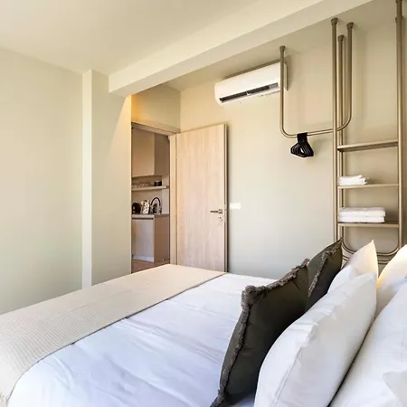 Yalarent Stunning Apartments At The Heart Of Athènes Extérieur photo