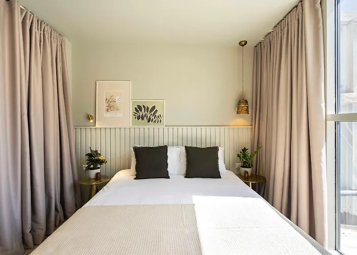 Yalarent Stunning Apartments At The Heart Of Athens