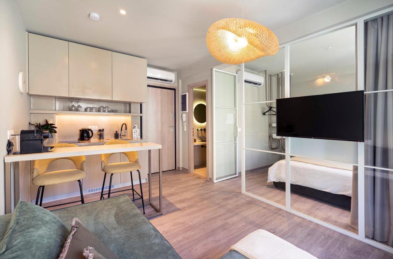 Apartment Yalarent Stunning At The Heart Of Athens
